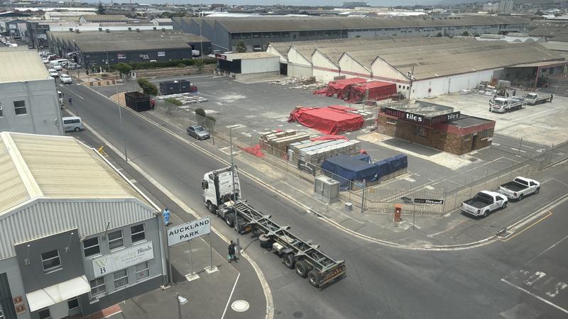 To Let commercial Property for Rent in Paarden Eiland Western Cape